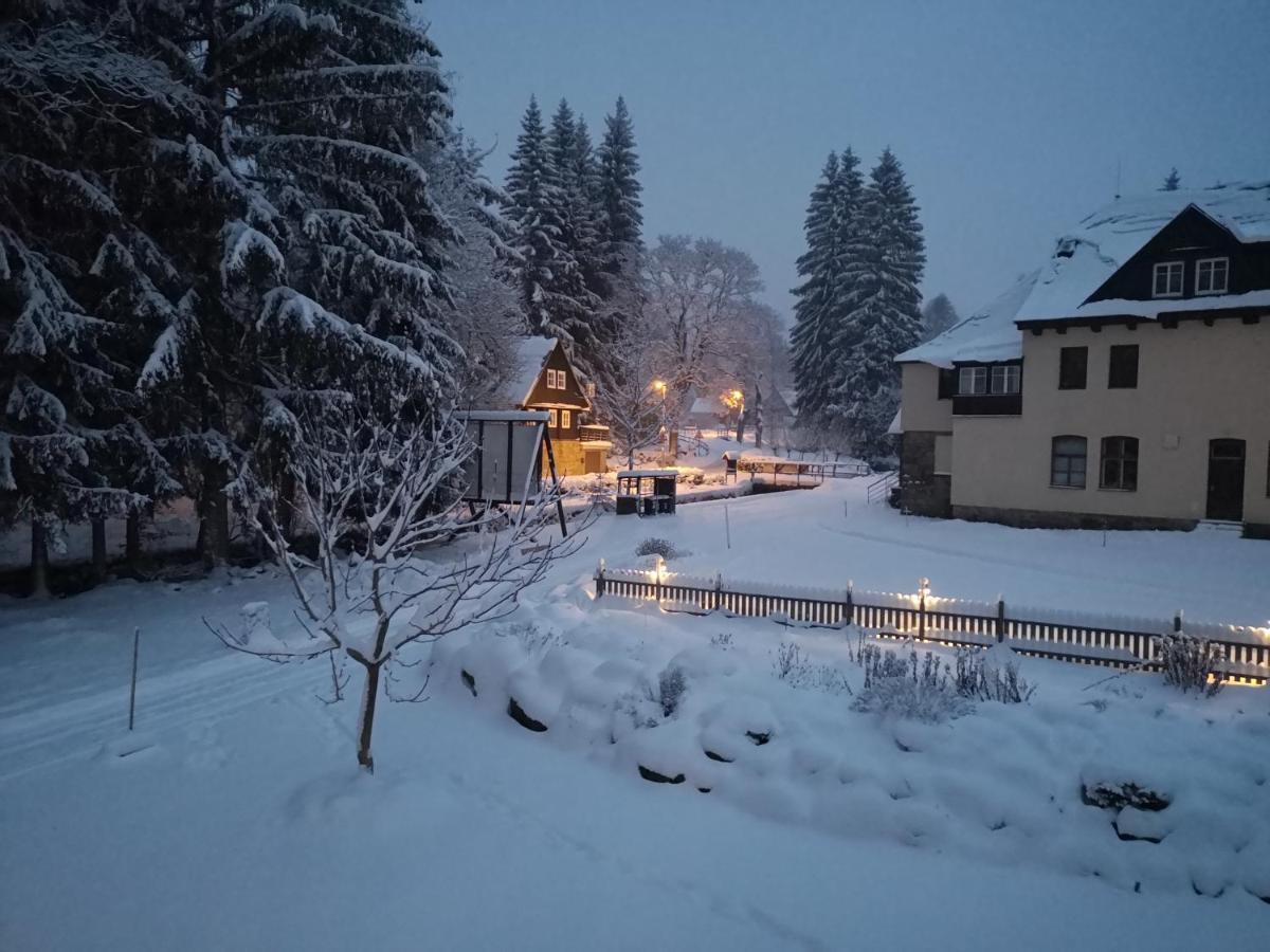 Penzion Bila Voda Harrachov Buitenkant foto
